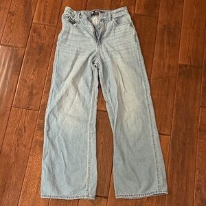 Hollister ultra high rise baggy  Women's FJeans